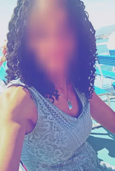 Karoline, 34
