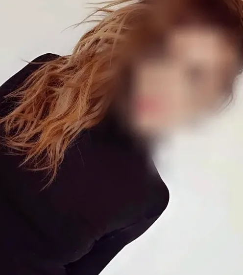 Elena, 28